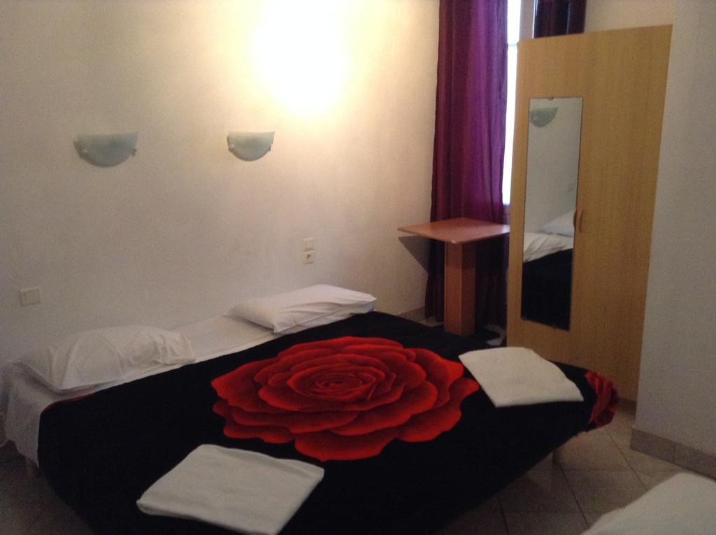 Hotel Du Musee Menton Buitenkant foto